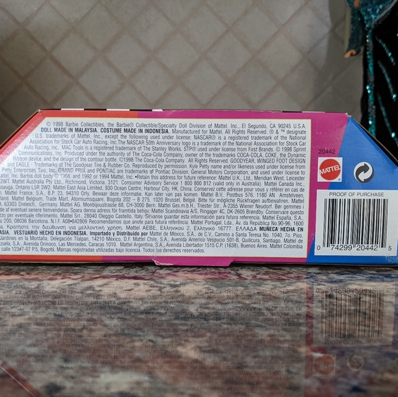 VTG 1998 NIB Barbie NASCAR 50th Anniversary - Picture 6 of 7